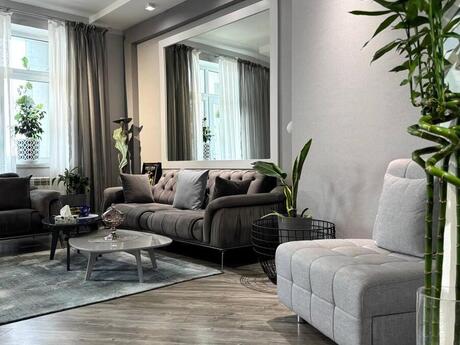 2 otaqlı yeni tikili - İnşaatçılar m. - 85 m²