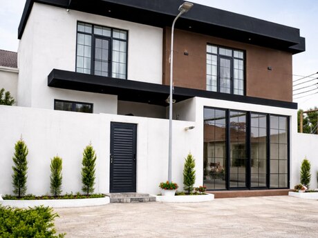 6 otaqlı həyət evi/bağ evi - Badamdar q. - 220 m²