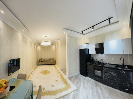 6 otaqlı həyət evi/bağ evi - Badamdar q. - 220 m²