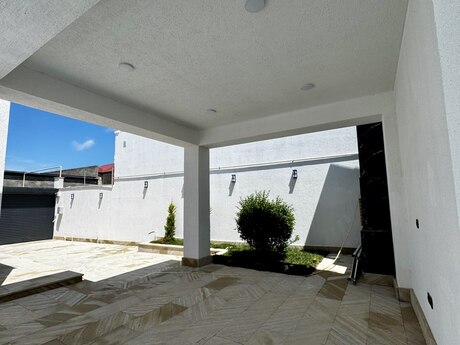 4 otaqlı həyət evi/bağ evi - Şüvəlan q. - 150 m²