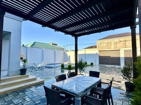 4 otaqlı həyət evi/bağ evi - Şüvəlan q. - 160 m²