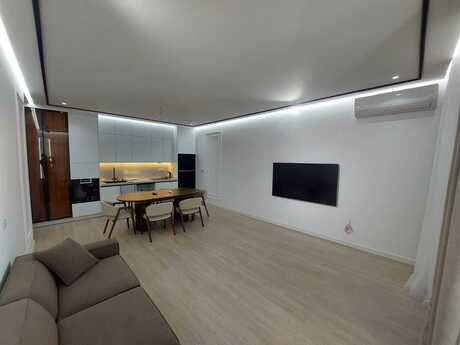 3 otaqlı yeni tikili - 8 Noyabr m. - 106 m²
