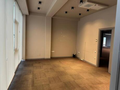 2 otaqlı ofis - Ağ şəhər q. - 58 m²