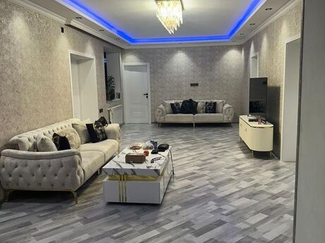6 otaqlı həyət evi/bağ evi - Qaraçuxur q. - 230 m²
