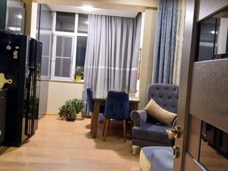 4 otaqlı yeni tikili - Binəqədi r. - 110 m²