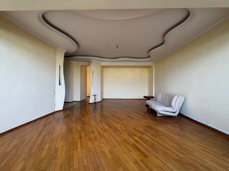5 otaqlı yeni tikili - Nizami m. - 200 m²