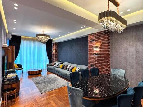 2 otaqlı yeni tikili - 8 Noyabr m. - 105 m²