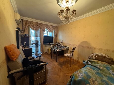1 otaqlı köhnə tikili - Avtovağzal m. - 35 m²
