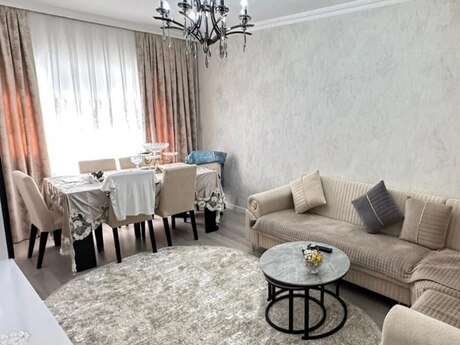 2 otaqlı köhnə tikili - Memar Əcəmi m. - 55 m²