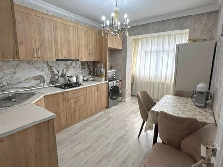 2 otaqlı köhnə tikili - Memar Əcəmi m. - 55 m²