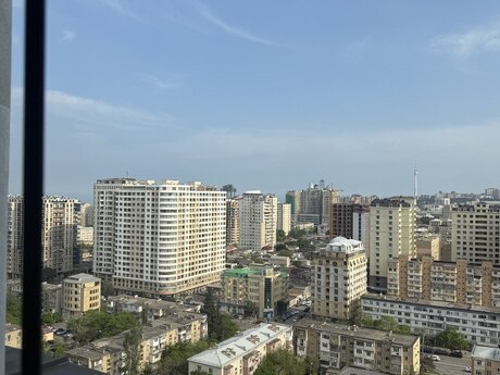 3 otaqlı yeni tikili - Elmlər Akademiyası m. - 150 m²