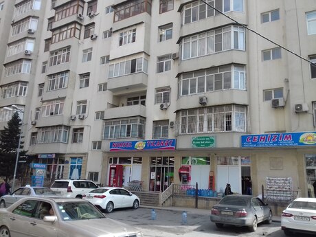 3 otaqlı yeni tikili - 8-ci mikrorayon q. - 163 m²