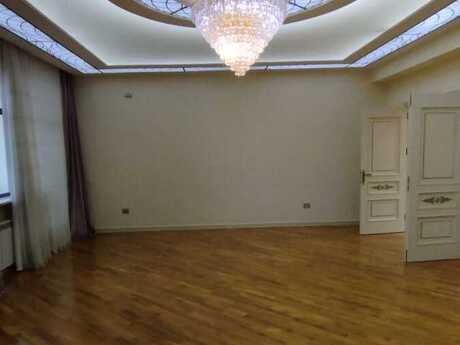3 otaqlı yeni tikili - 8-ci mikrorayon q. - 163 m²