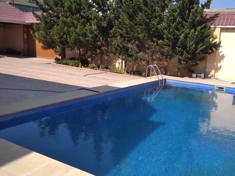 5 otaqlı həyət evi/bağ evi - Mərdəkan q. - 350 m²