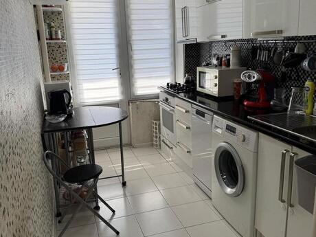 3 otaqlı köhnə tikili - 28 May m. - 96 m²
