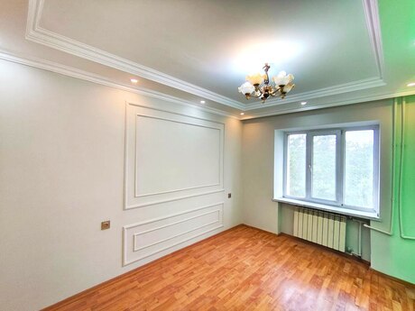 3 otaqlı köhnə tikili - Neftçilər m. - 80 m²