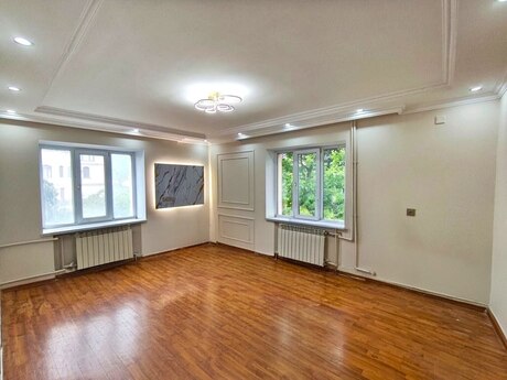 3 otaqlı köhnə tikili - Neftçilər m. - 80 m²