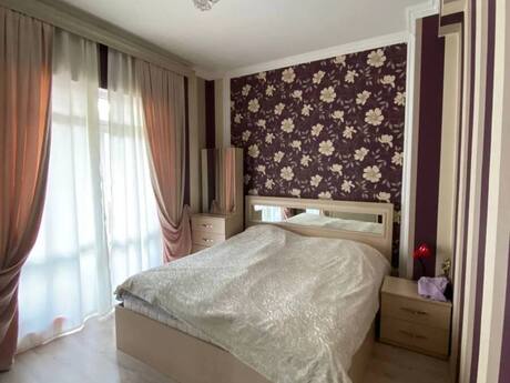 2 otaqlı köhnə tikili - Memar Əcəmi m. - 55 m²