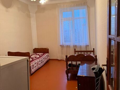 2 otaqlı köhnə tikili - Nəriman Nərimanov m. - 28 m²