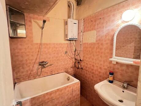 1 otaqlı köhnə tikili - Memar Əcəmi m. - 30 m²