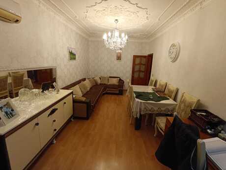 4 otaqlı köhnə tikili - Yeni Yasamal q. - 110 m²
