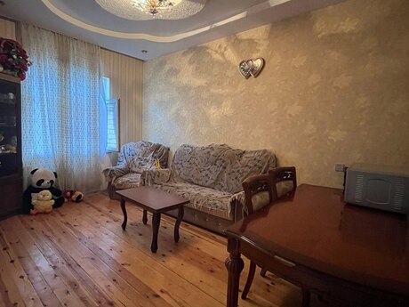 3 otaqlı həyət evi/bağ evi - Xırdalan - 85 m²