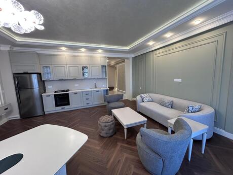 3 otaqlı yeni tikili - Şah İsmayıl Xətai m. - 110 m²
