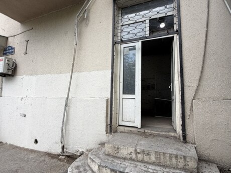 Obyekt - İnşaatçılar m. - 20 m²
