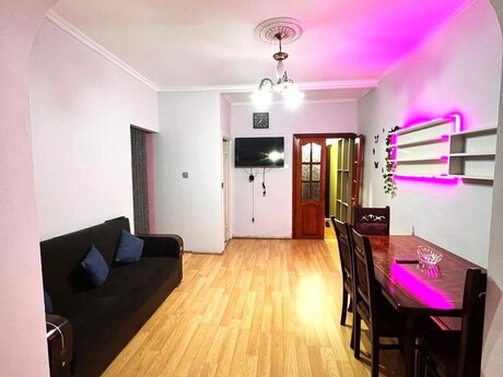 2 otaqlı köhnə tikili - Nəriman Nərimanov m. - 45 m²