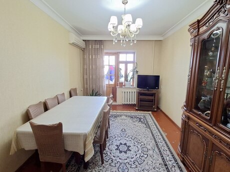4 otaqlı köhnə tikili - Azadlıq Prospekti m. - 120 m²