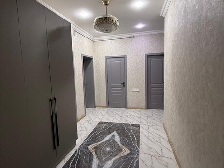 3 otaqlı yeni tikili - Bakıxanov q. - 106 m²