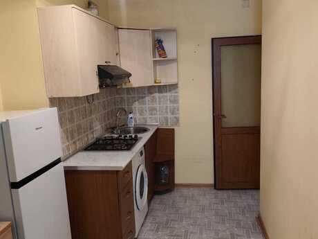 2 otaqlı yeni tikili - İnşaatçılar m. - 65 m²
