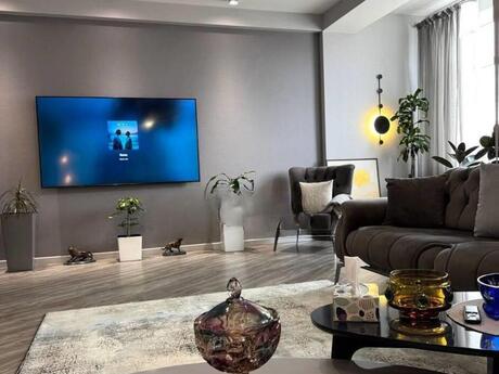 2 otaqlı yeni tikili - İnşaatçılar m. - 80 m²
