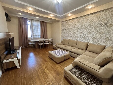 3 otaqlı yeni tikili - 28 May m. - 118 m²