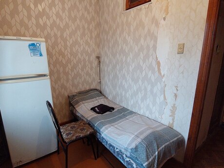 1 otaqlı köhnə tikili - Neftçilər m. - 35 m²