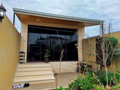 3 otaqlı həyət evi/bağ evi - Mərdəkan q. - 130 m²