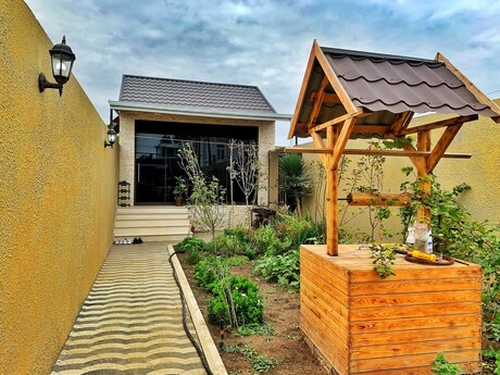 3 otaqlı həyət evi/bağ evi - Mərdəkan q. - 130 m²