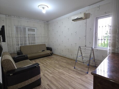 2-комн. вторичка - м. Иншаатчылар - 45 м²