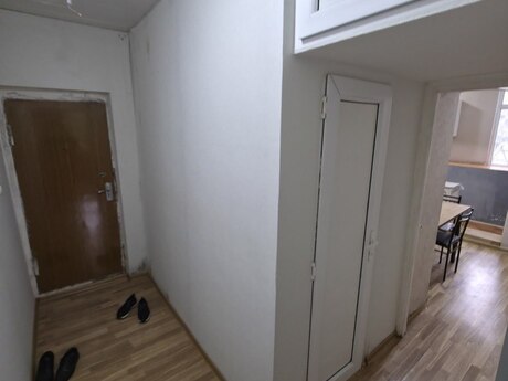 2-комн. вторичка - м. Иншаатчылар - 45 м²