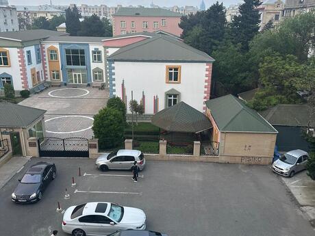 Elan №6143896 - Bakı, Gənclik m., 2 otaqlı, 50 m², 4/5 mərtəbə