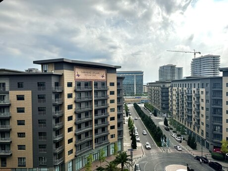 Elan №6143881 - Bakı, Ağ şəhər q., 6 otaqlı, 246 m², 8/8 mərtəbə