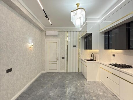 4-комн. новостройка - м. Шах Исмаил Хатаи - 160 м²