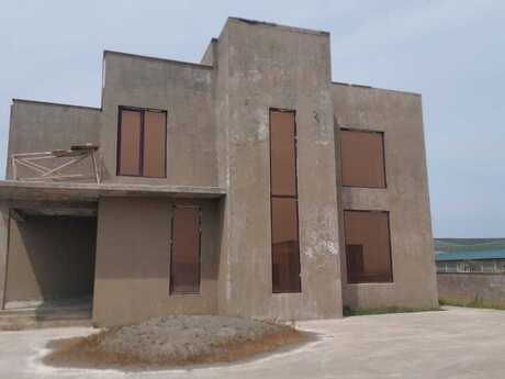 5 otaqlı həyət evi/bağ evi - Novxanı q. - 350 m²