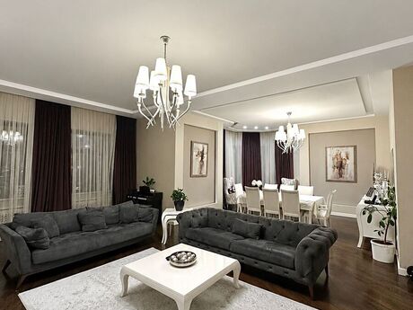 Elan №6018603 - Bakı, Nizami m., 4 otaqlı, 210 m², 8/12 mərtəbə