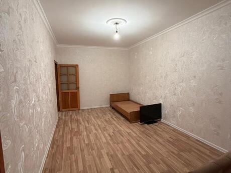 3 otaqlı köhnə tikili - Azadlıq Prospekti m. - 75 m²