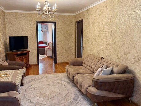 Объявление №6144464 - Баку, м. Кара Караев, 3-комн., 70 м², 1/5 этаж