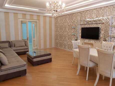 Объявление №6144559 - Баку, м. Шах Исмаил Хатаи, 3-комн., 130 м², 8/18 этаж