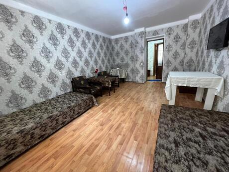1 otaqlı köhnə tikili - Gənclik m. - 38 m²