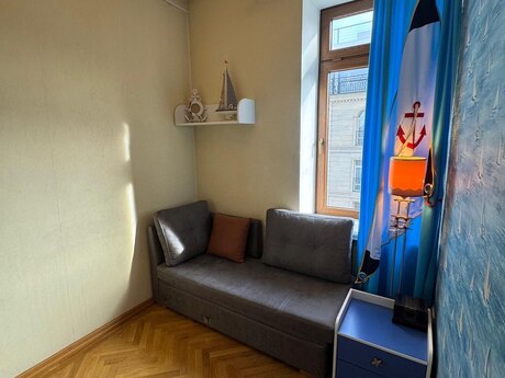Elan №6144638 - Bakı, Səbail r., 3 otaqlı, 47 m², 3/5 mərtəbə