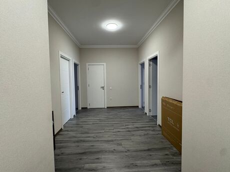 3 otaqlı mənzil, 97 m², 20 Yanvar: 340 000 ₼ 3